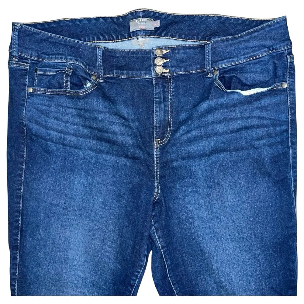 Torrid Jegging Jeans Women’s Size 26 Tall Blue Super Soft 44x29 - Picture 2 of 9